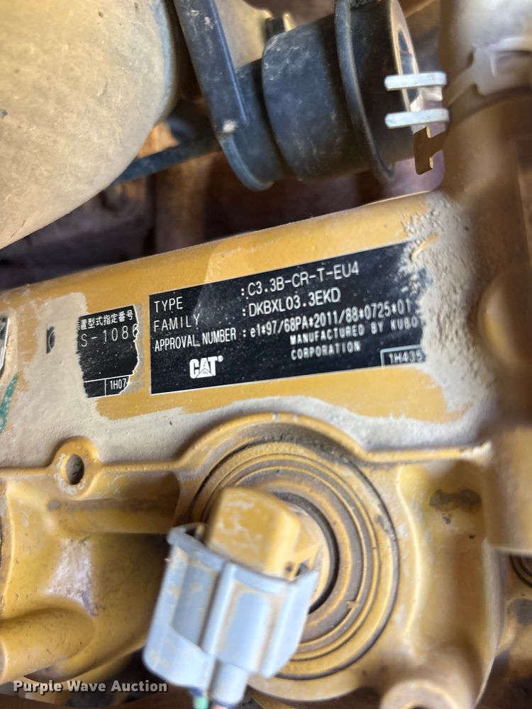 image for item EV2939 2015 Caterpillar 262D skid steer loader