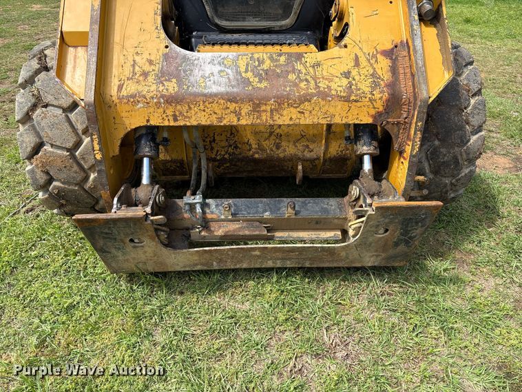 image for item EV2940 2015 Caterpillar 262D skid steer loader