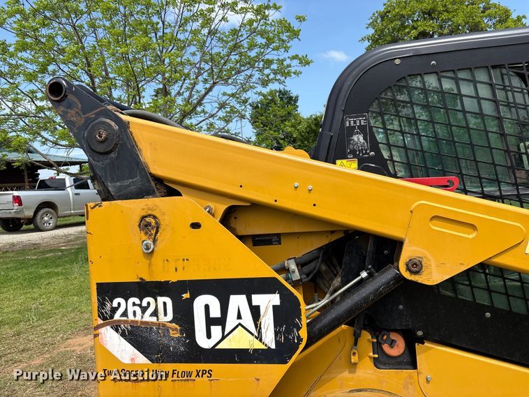 image for item EV2940 2015 Caterpillar 262D skid steer loader