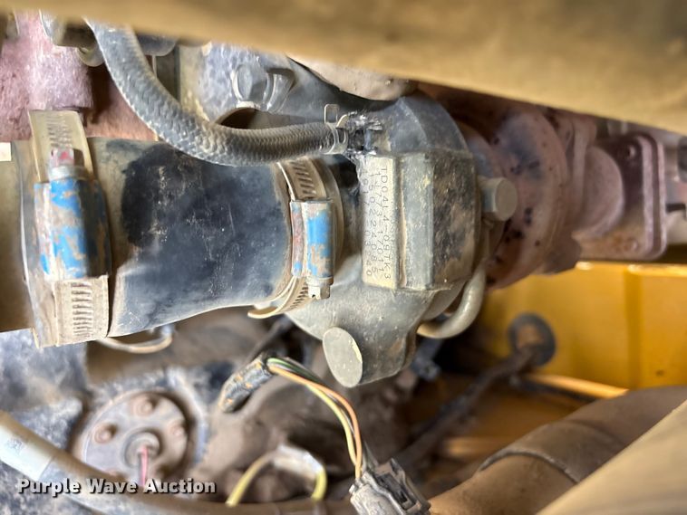 image for item EV2940 2015 Caterpillar 262D skid steer loader