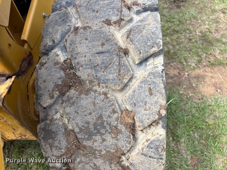 image for item EV2940 2015 Caterpillar 262D skid steer loader