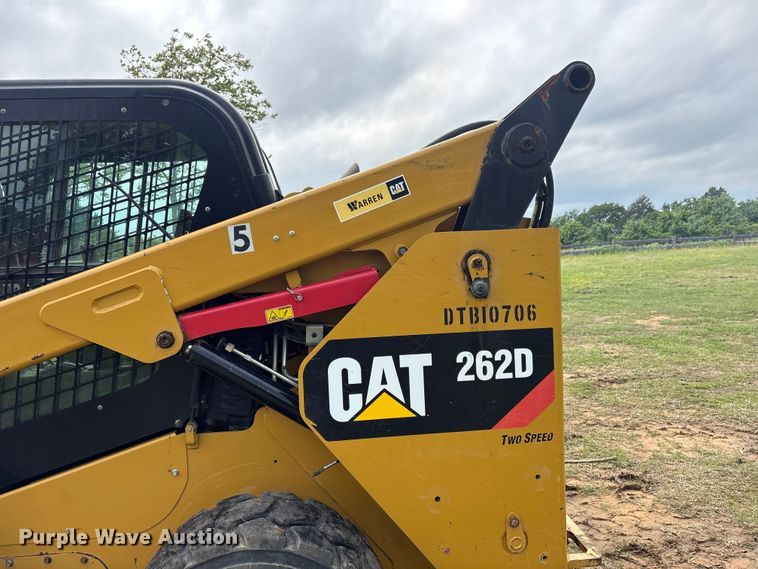 image for item EV2941 2019 Caterpillar 262D skid steer loader