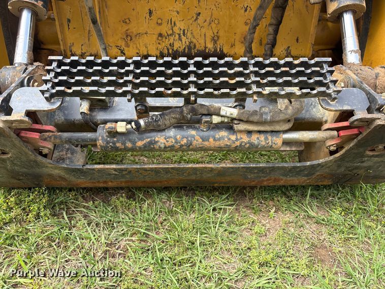 image for item EV2941 2019 Caterpillar 262D skid steer loader