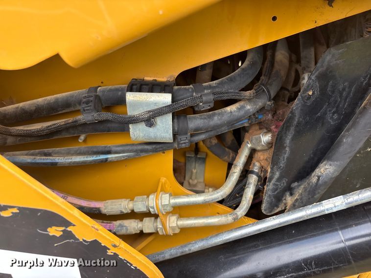 image for item EV2941 2019 Caterpillar 262D skid steer loader
