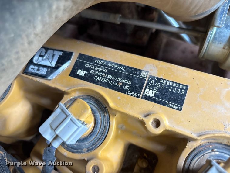 image for item EV2941 2019 Caterpillar 262D skid steer loader
