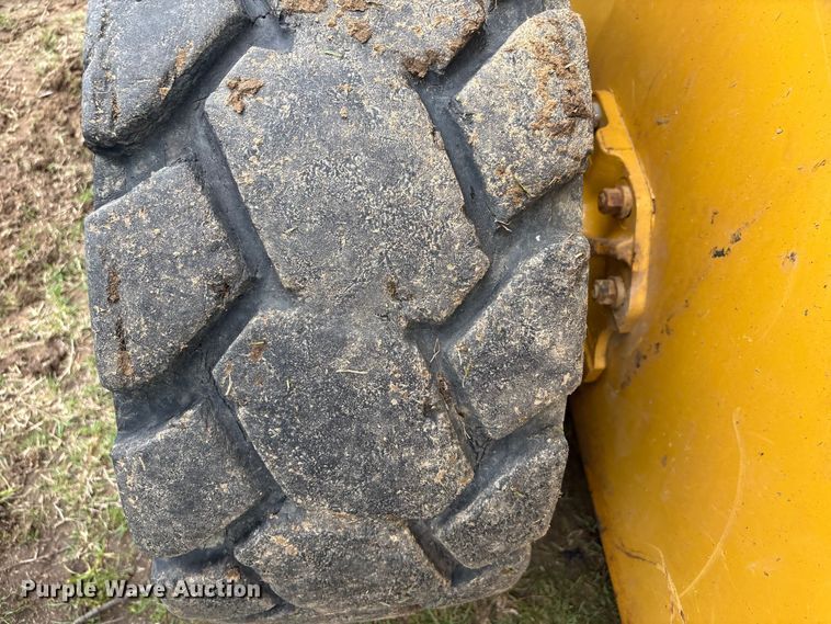 image for item EV2941 2019 Caterpillar 262D skid steer loader