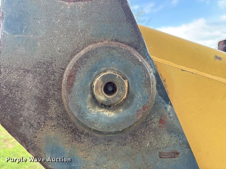 image for item EV2942 2003 Caterpillar 262 skid steer loader