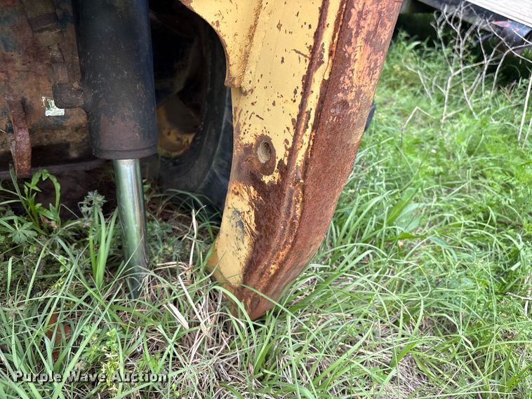 image for item EV2943 2005 Caterpillar 252B skid steer loader