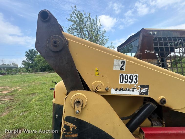 image for item EV2943 2005 Caterpillar 252B skid steer loader