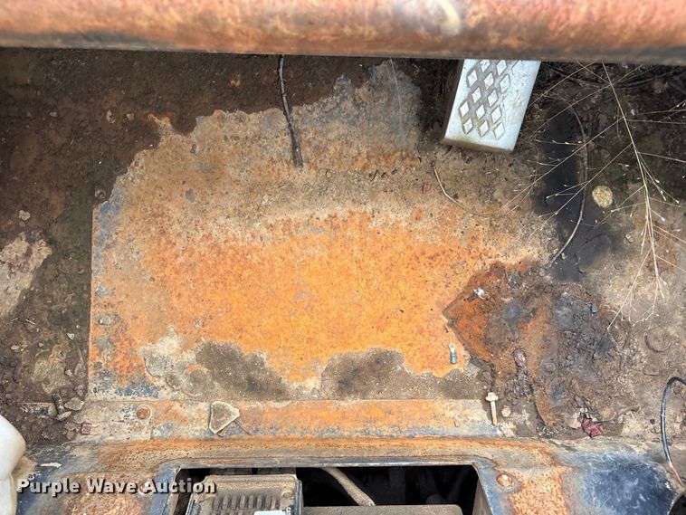image for item EV2943 2005 Caterpillar 252B skid steer loader