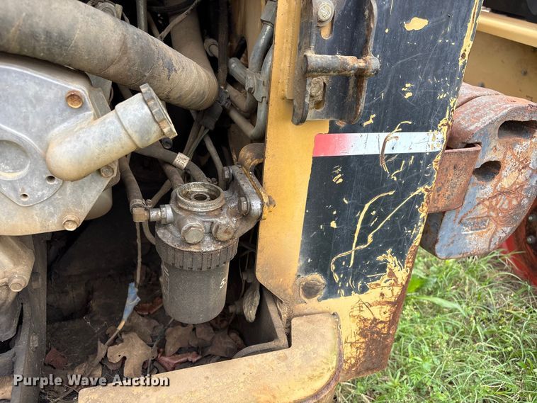 image for item EV2943 2005 Caterpillar 252B skid steer loader