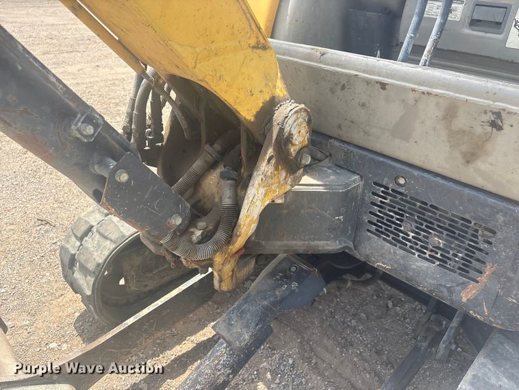 image for item EV2964 2014 Yanmar VIO20 mini excavator