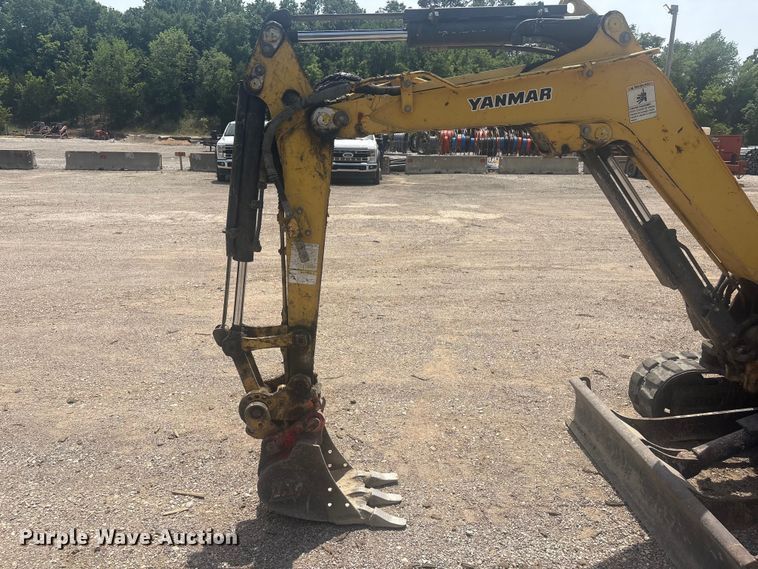 image for item EV2964 2014 Yanmar VIO20 mini excavator