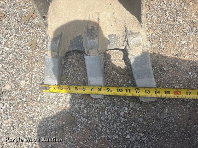 image for item EV2964 2014 Yanmar VIO20 mini excavator