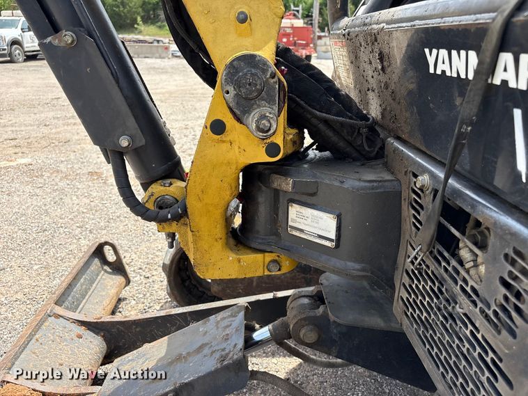 image for item EV2965 2016 Yanmar VIO25 mini excavator