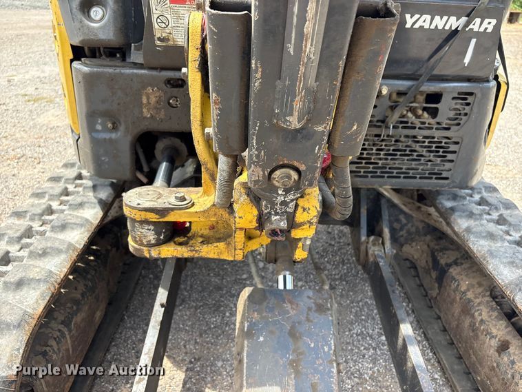 image for item EV2965 2016 Yanmar VIO25 mini excavator