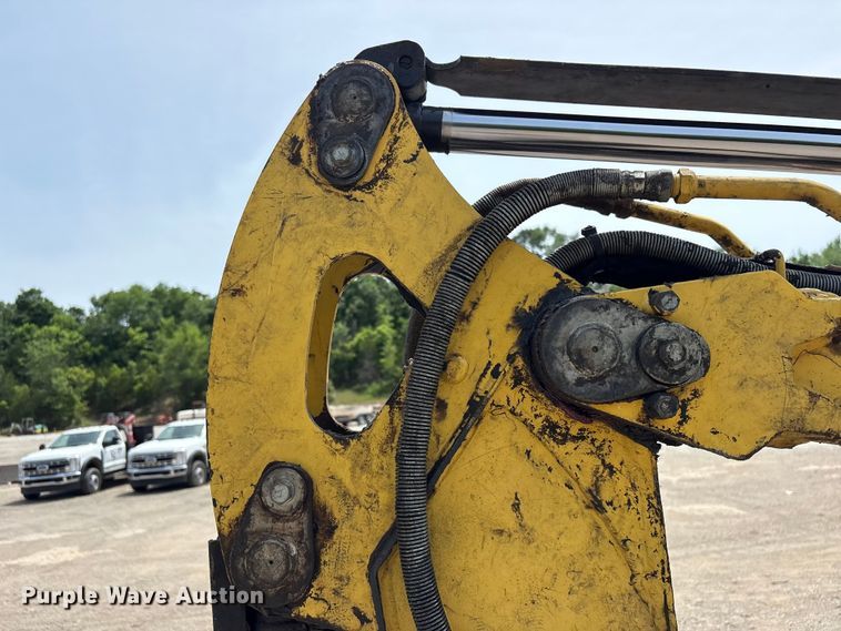 image for item EV2965 2016 Yanmar VIO25 mini excavator
