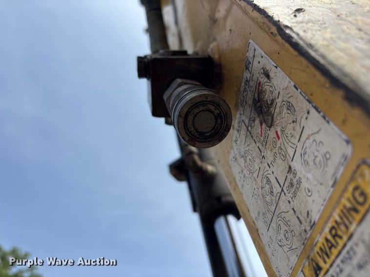 image for item EV2965 2016 Yanmar VIO25 mini excavator