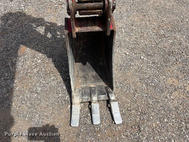image for item EV2965 2016 Yanmar VIO25 mini excavator