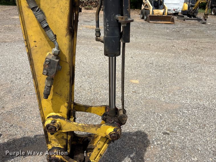 image for item EV2965 2016 Yanmar VIO25 mini excavator