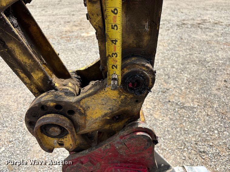 image for item EV2965 2016 Yanmar VIO25 mini excavator