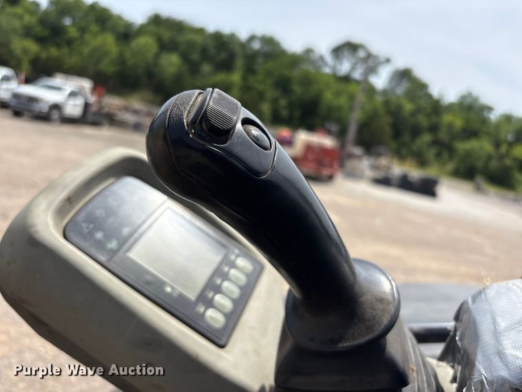 image for item EV2965 2016 Yanmar VIO25 mini excavator
