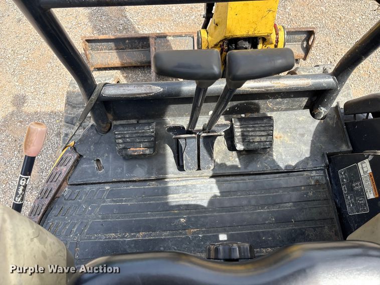 image for item EV2965 2016 Yanmar VIO25 mini excavator