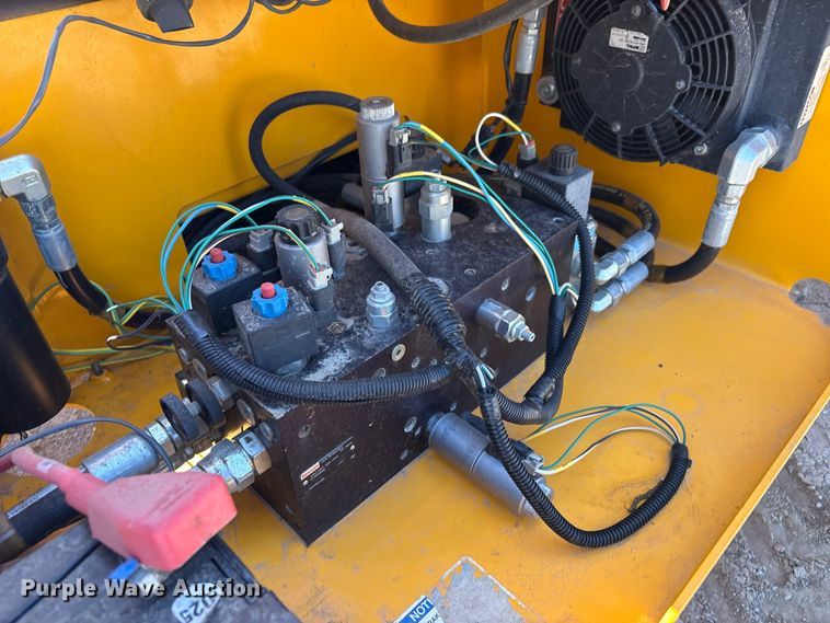 image for item EV2979 2017 Haulotte 45XA boom lift