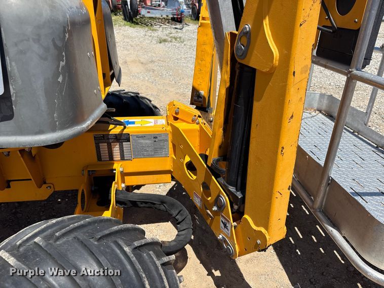 image for item EV2979 2017 Haulotte 45XA boom lift