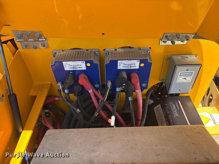image for item EV2979 2017 Haulotte 45XA boom lift