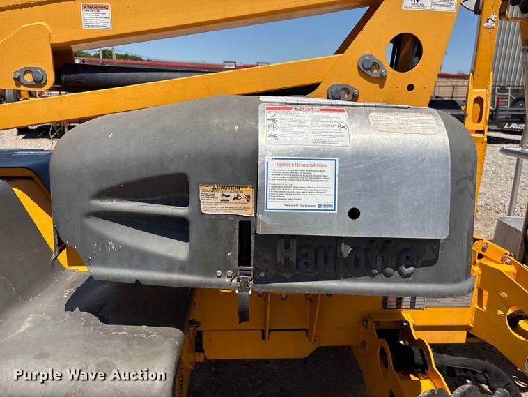 image for item EV2979 2017 Haulotte 45XA boom lift