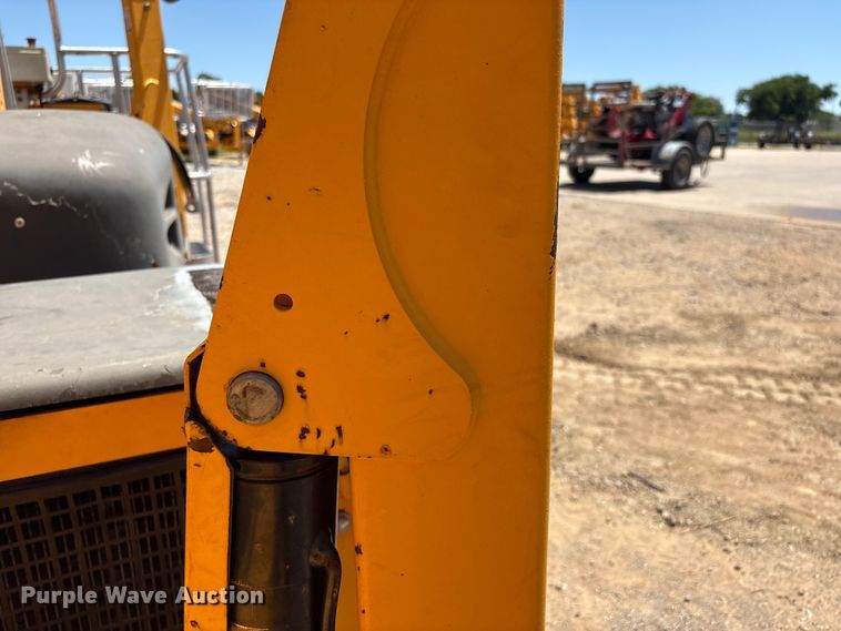 image for item EV2979 2017 Haulotte 45XA boom lift