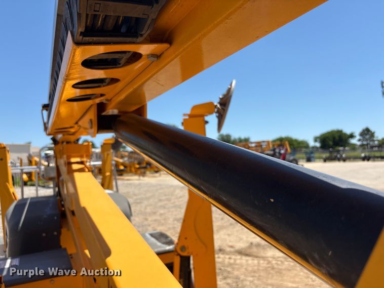 image for item EV2979 2017 Haulotte 45XA boom lift