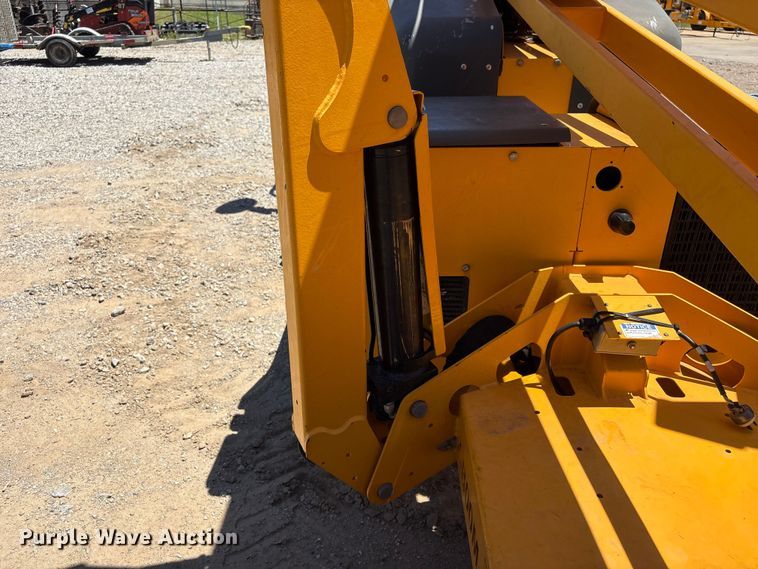 image for item EV2979 2017 Haulotte 45XA boom lift
