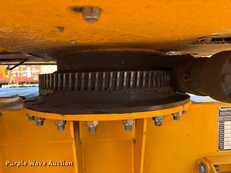 image for item EV2979 2017 Haulotte 45XA boom lift