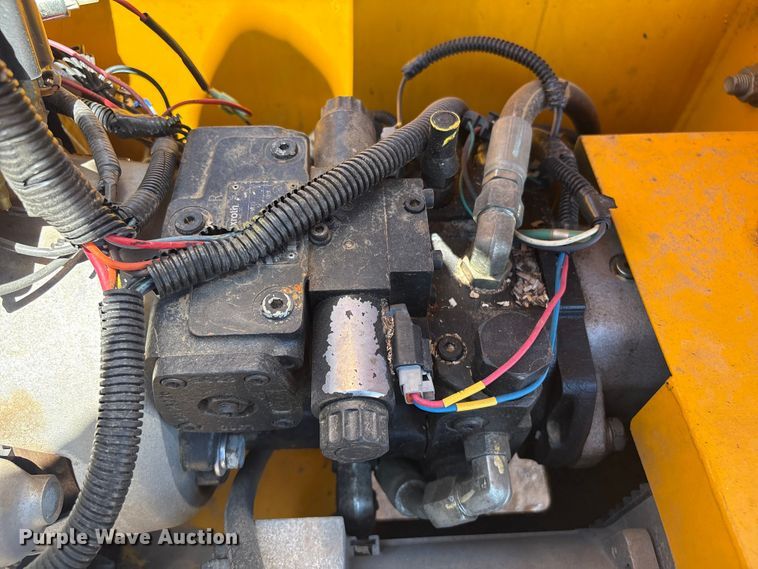 image for item EV2979 2017 Haulotte 45XA boom lift