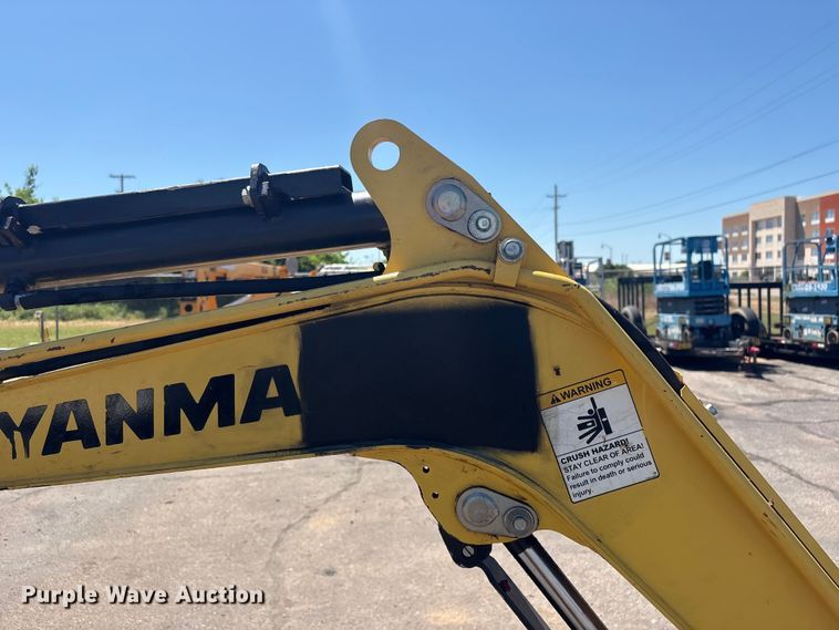 image for item EV2980 2018 Yanmar VIO17-A mini excavator
