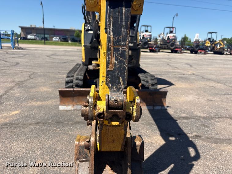 image for item EV2980 2018 Yanmar VIO17-A mini excavator