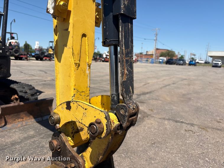 image for item EV2980 2018 Yanmar VIO17-A mini excavator