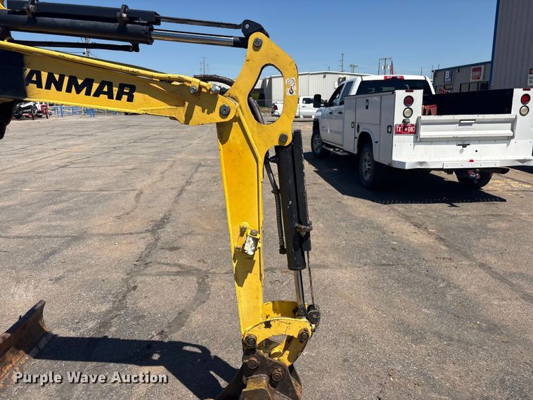 image for item EV2980 2018 Yanmar VIO17-A mini excavator