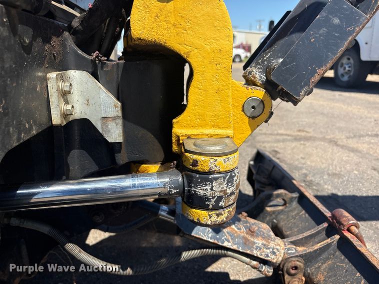 image for item EV2980 2018 Yanmar VIO17-A mini excavator