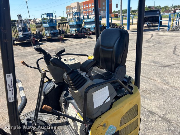 image for item EV2980 2018 Yanmar VIO17-A mini excavator