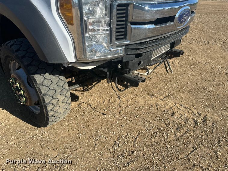 image for item EV5892 2017 Ford F550 Crew Cab utility / service truck