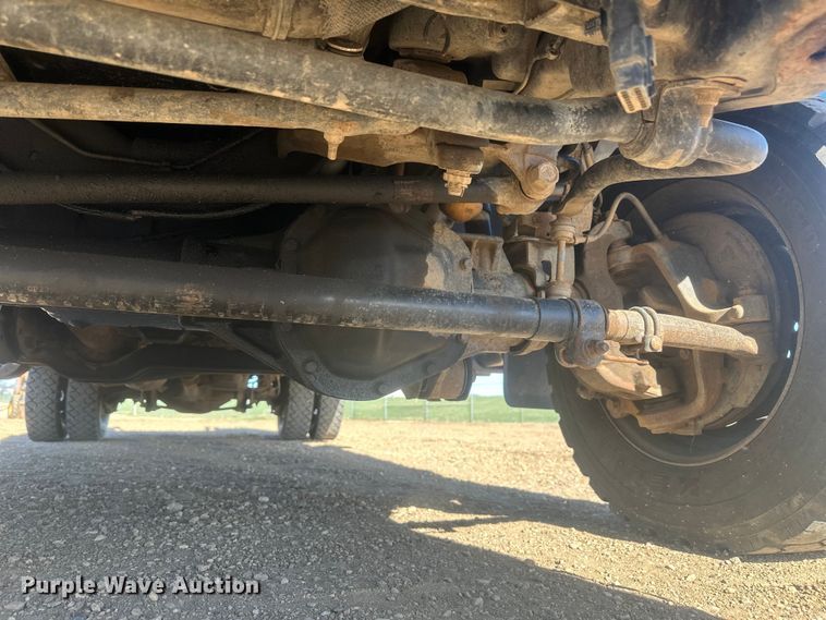 image for item EV5892 2017 Ford F550 Crew Cab utility / service truck