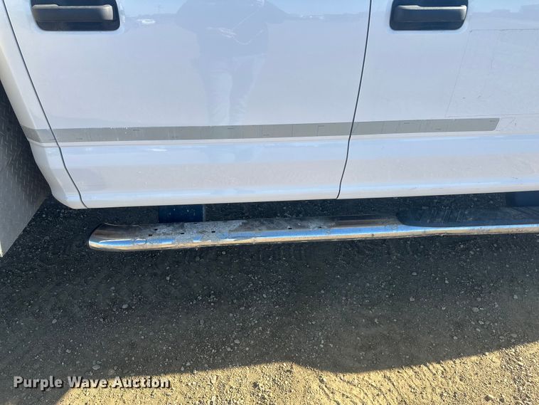 image for item EV5892 2017 Ford F550 Crew Cab utility / service truck