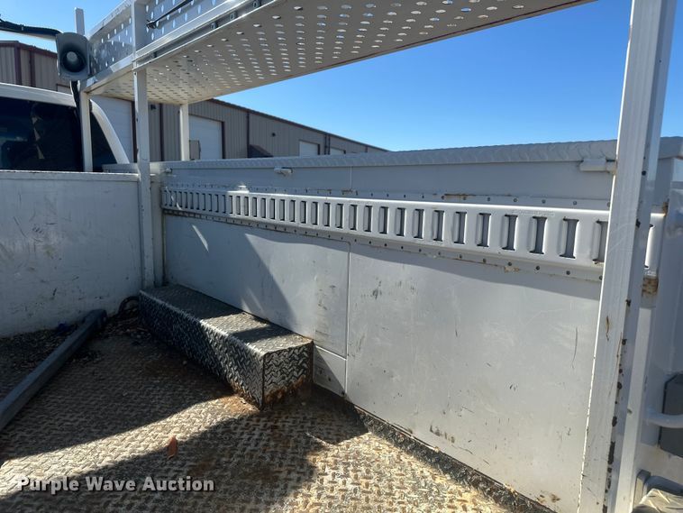 image for item EV5892 2017 Ford F550 Crew Cab utility / service truck