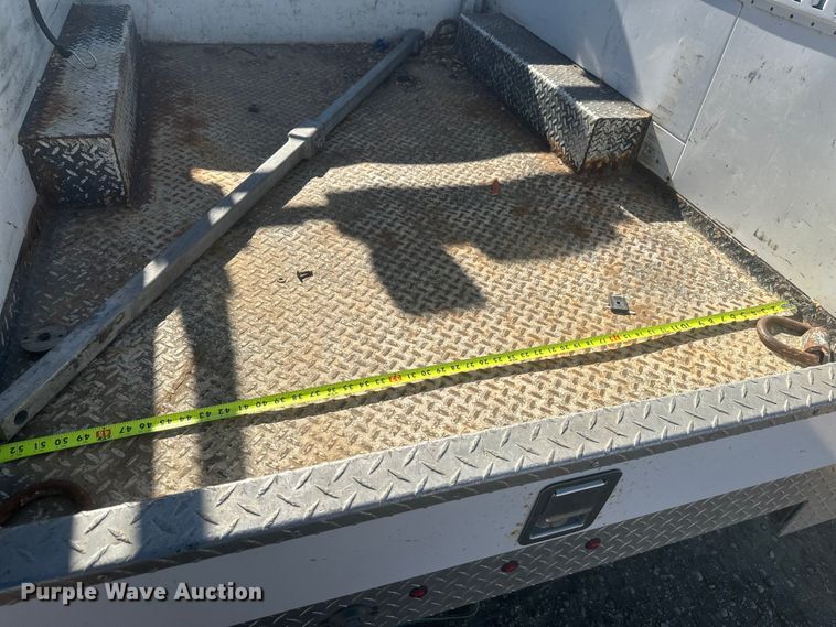 image for item EV5892 2017 Ford F550 Crew Cab utility / service truck