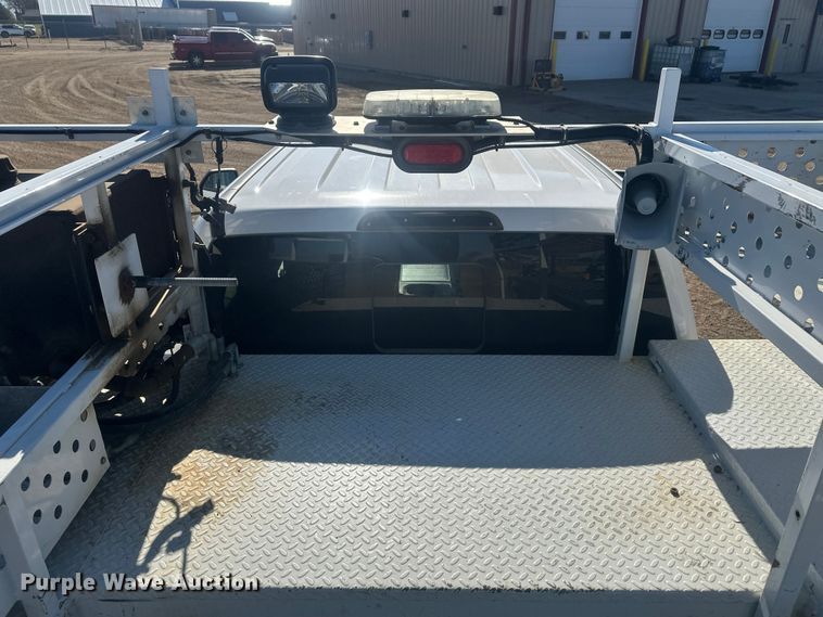 image for item EV5892 2017 Ford F550 Crew Cab utility / service truck