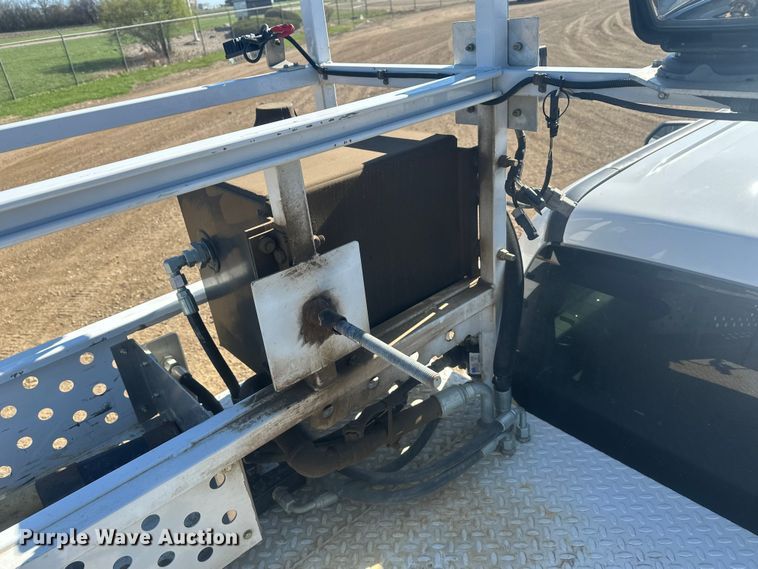 image for item EV5892 2017 Ford F550 Crew Cab utility / service truck