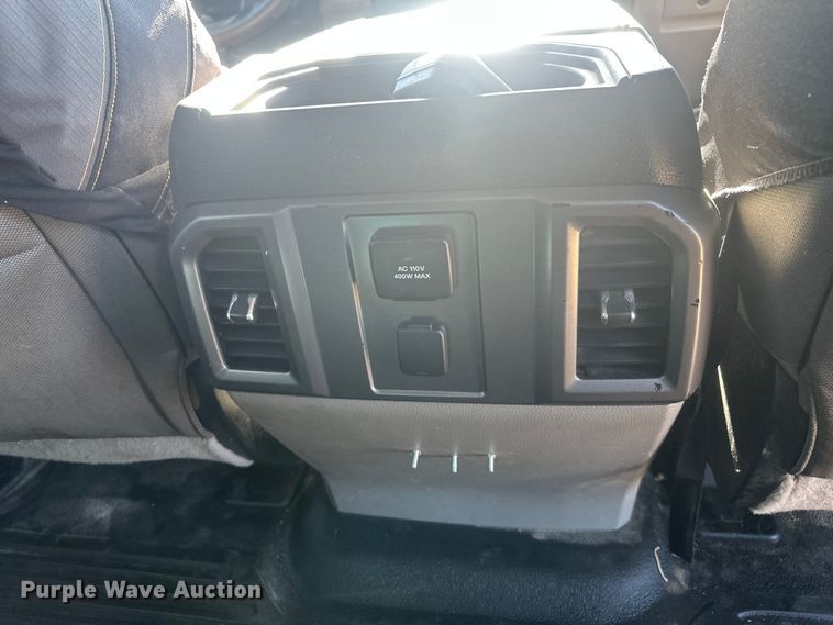 image for item EV5892 2017 Ford F550 Crew Cab utility / service truck